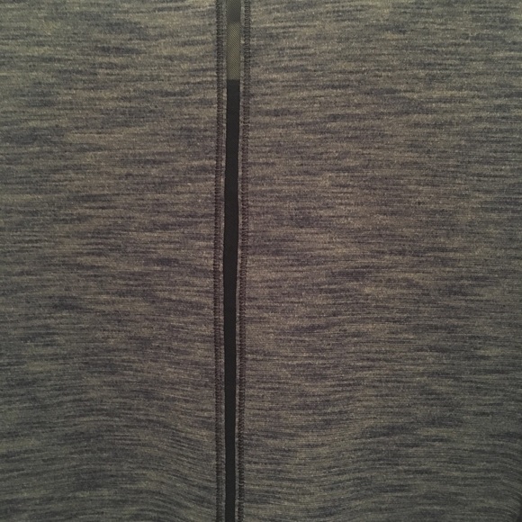 Lululemon long sleeve top size 6 - Picture 4 of 5